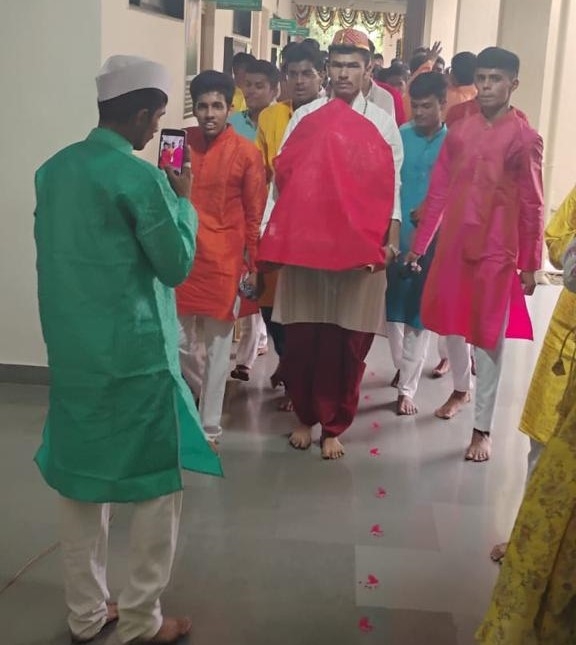 गणपती बाप्पा मोरया